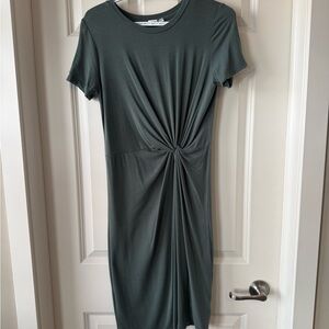 Elegant Green Knot-Front Dress